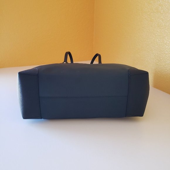 Michael Kors Eva Nylon Large Tote With Pouch in Navy Multi New Without Tag - Picture 4 of 16